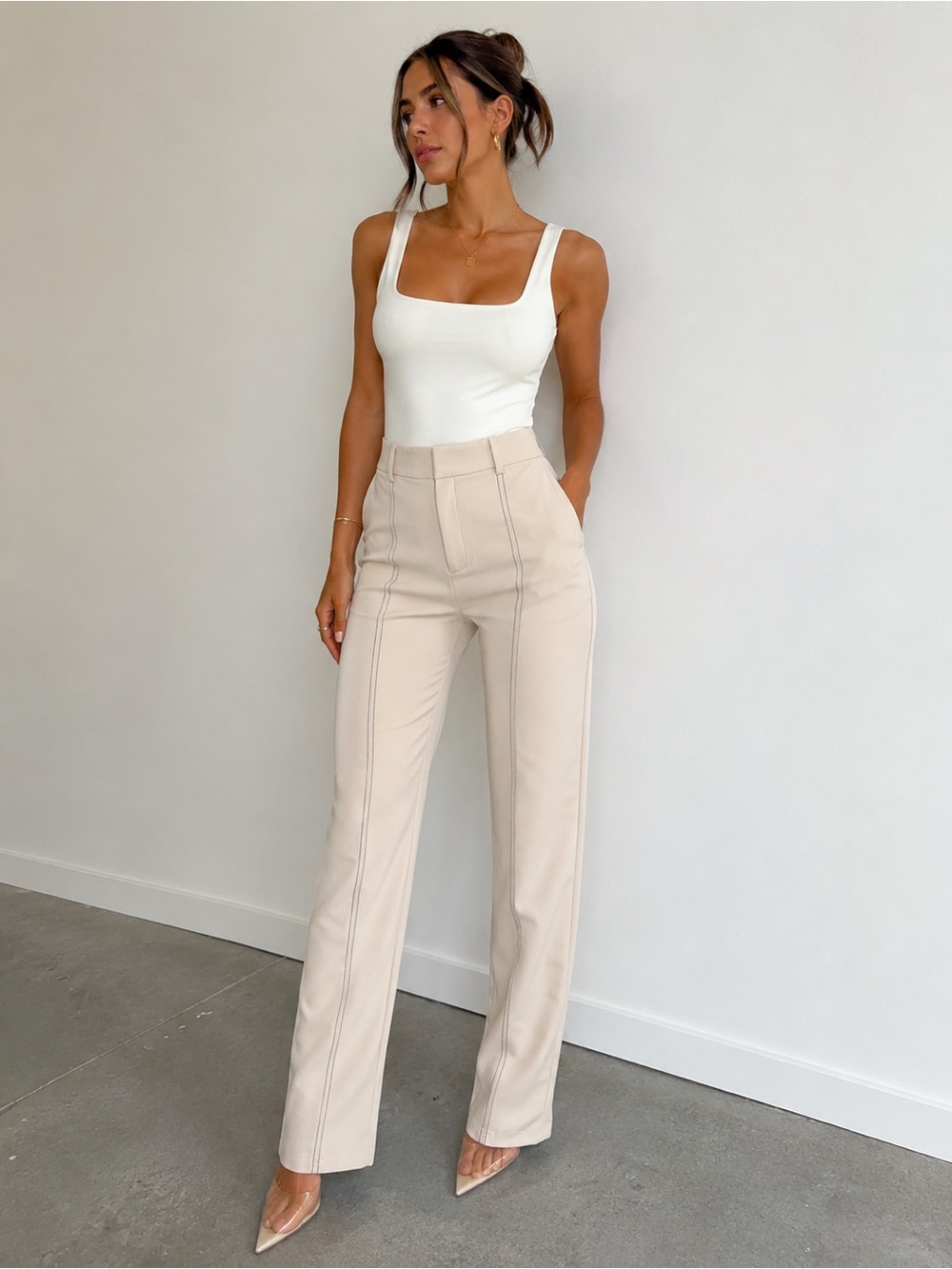 4th & Reckless Cream Straight Leg Pants US 4 Beige Contrast Stitch High Rise